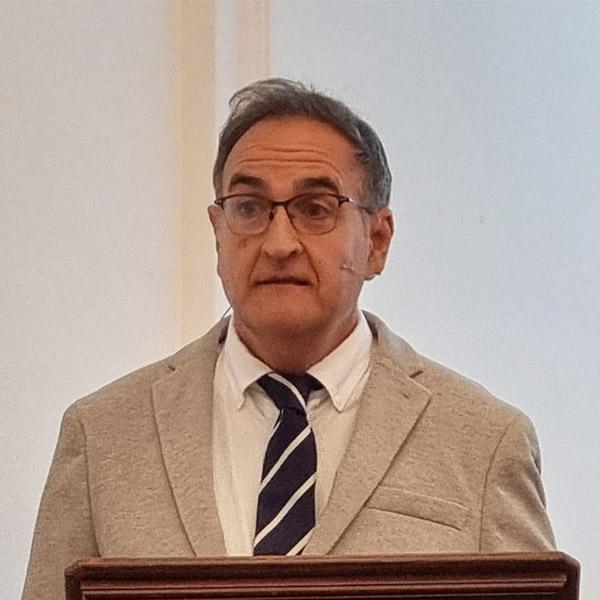 Discurso de investidura: ‘Primera presencia fenicia en Málaga. Orígenes de la ciudad’